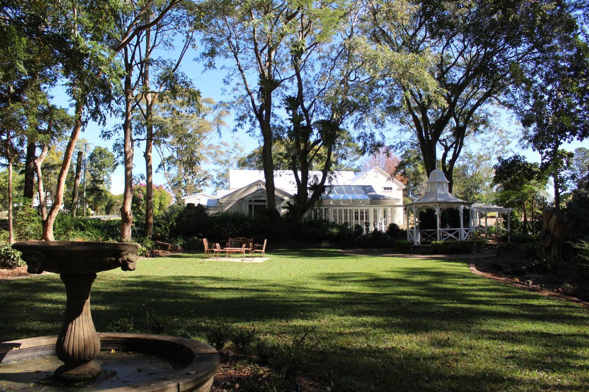 Wintergreen Manor At Maleny Exterior photo